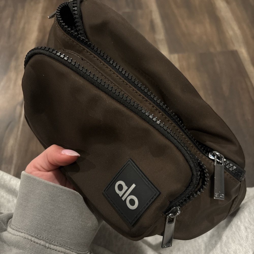 ALO Yoga Brown Fanny Pack